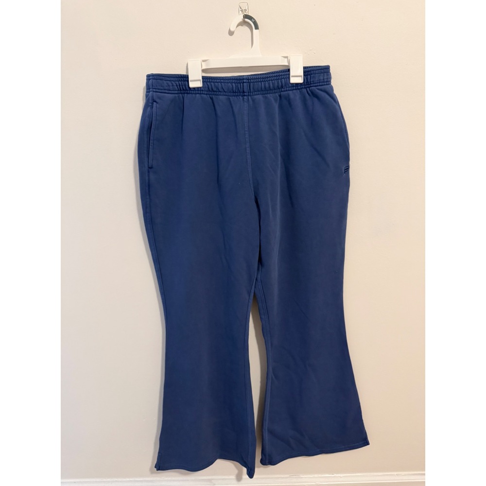 Fabletics Blue Wide Leg Sweatpants Womens L Short Fleece Flare Joggers NWT